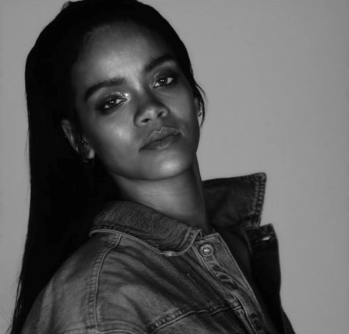 rihanna-eye-roll-gif-jesus
